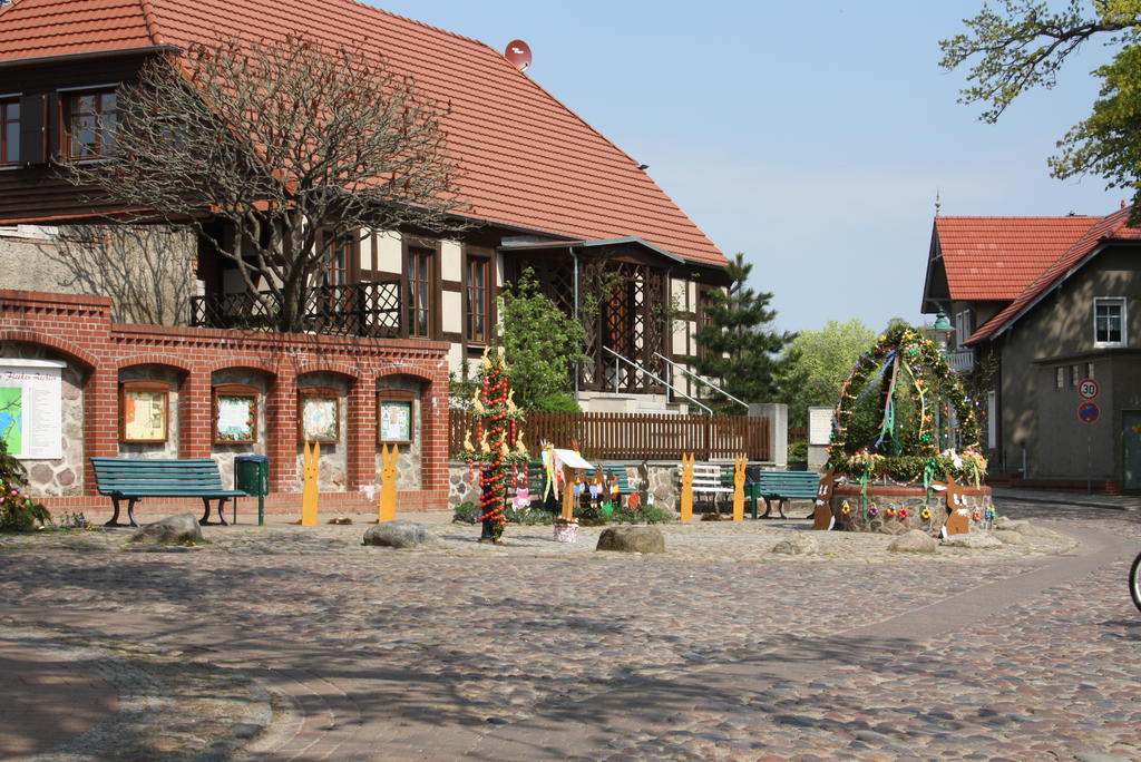 Pension Zechliner Hof Flecken Zechlin Bagian luar foto